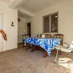 Beautiful In With Wifi Apartment