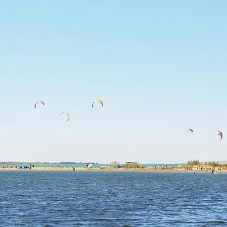 2 Bedroom Awesome In Appartement